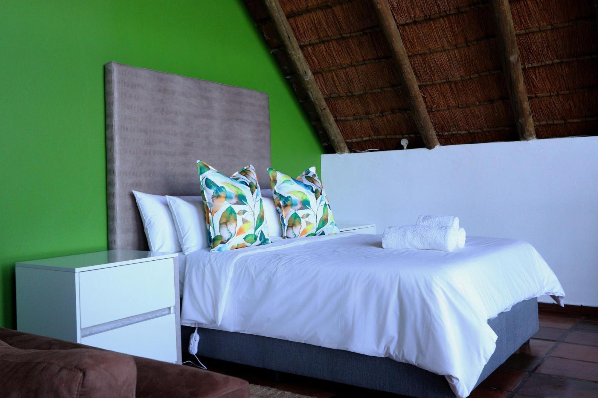 Bali At Scenic Haven Lodge In Hartbeespoort Luaran gambar