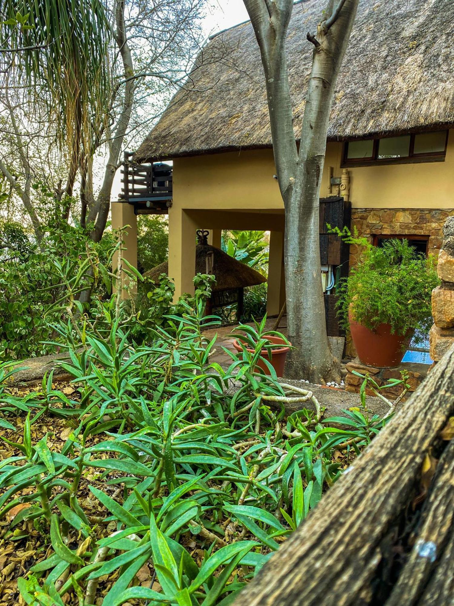 Bali At Scenic Haven Lodge In Hartbeespoort Luaran gambar