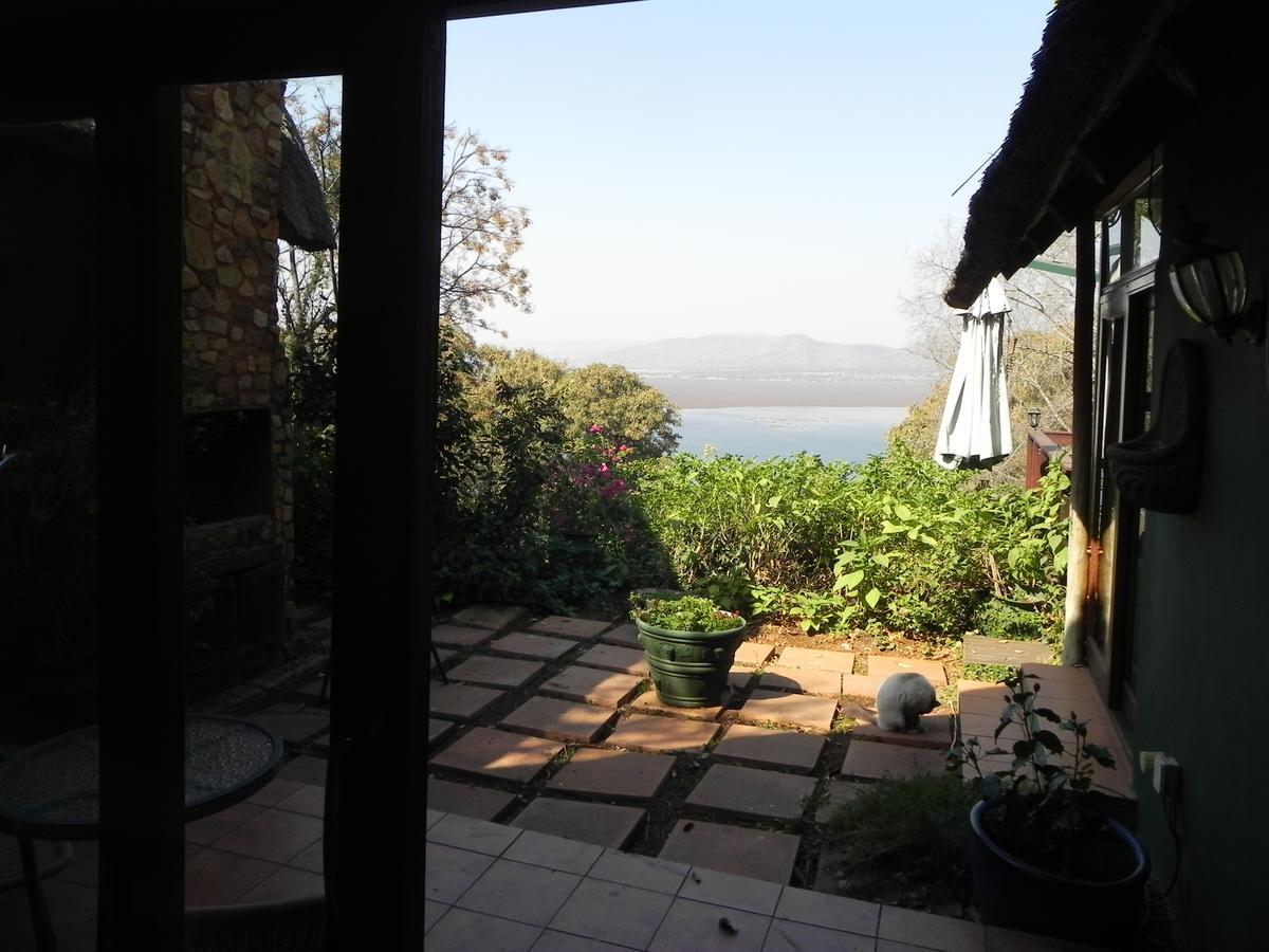Bali At Scenic Haven Lodge In Hartbeespoort Luaran gambar